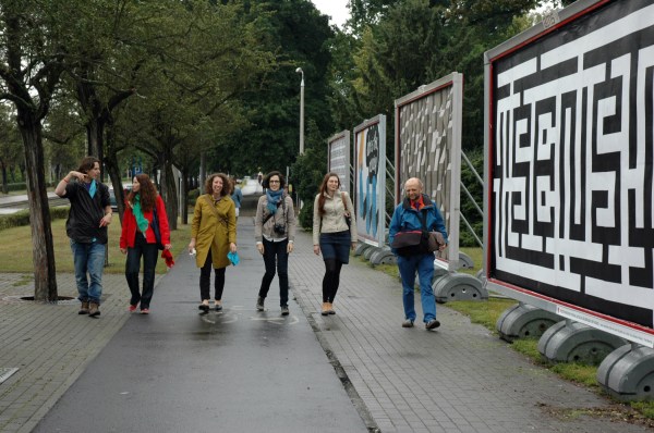 Art Moves Festival artists and organizers: Kevin, Joanna Górska, Alicia Eggert, Susan O'Malley, Agnieszka Brzęcka, and Rafał Góralski. Art Moves Festival, Fryderyka Chopina, Toruń, Poland